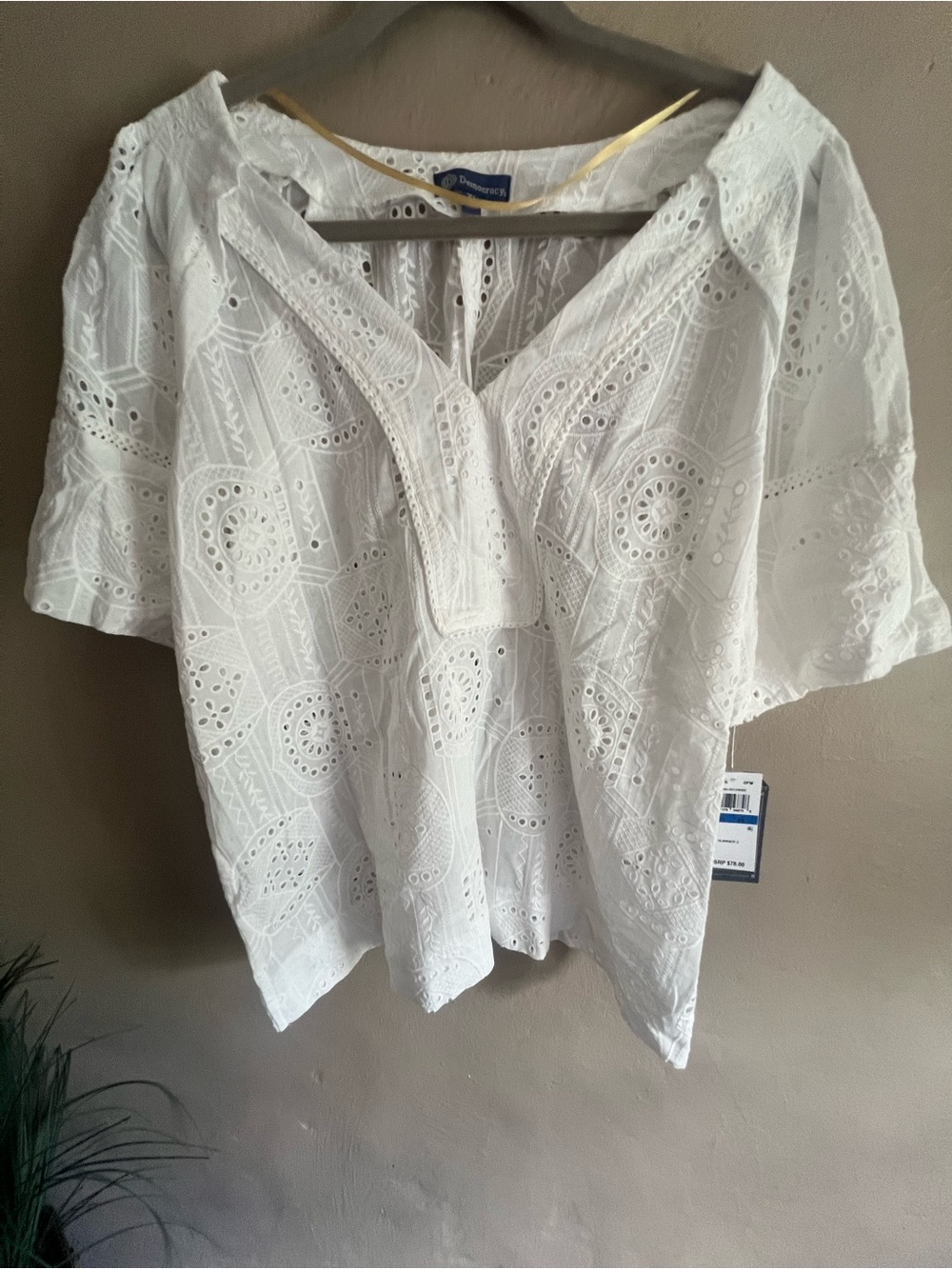 Democracy White Eyelet V-Slit Blouse